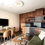 Апартаменты Royal Village - Royal Views *