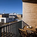 Апартаменты Royal Village - Royal Views *