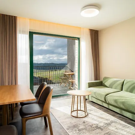 Royal Village - Royal Views Apartment *